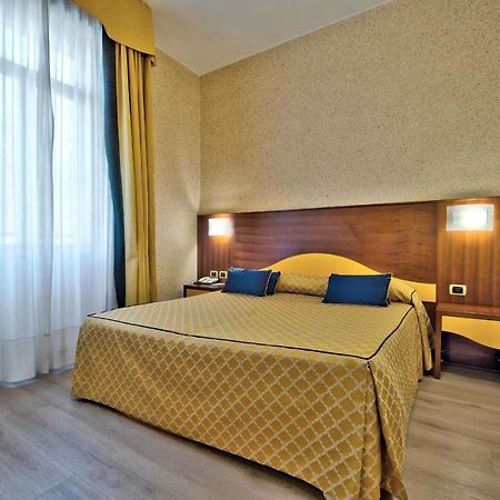 Central Park Hotel Modena Módena Exterior foto