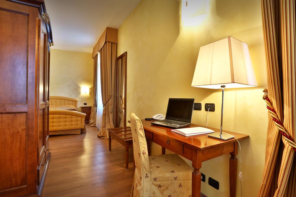 Central Park Hotel Modena Módena Exterior foto